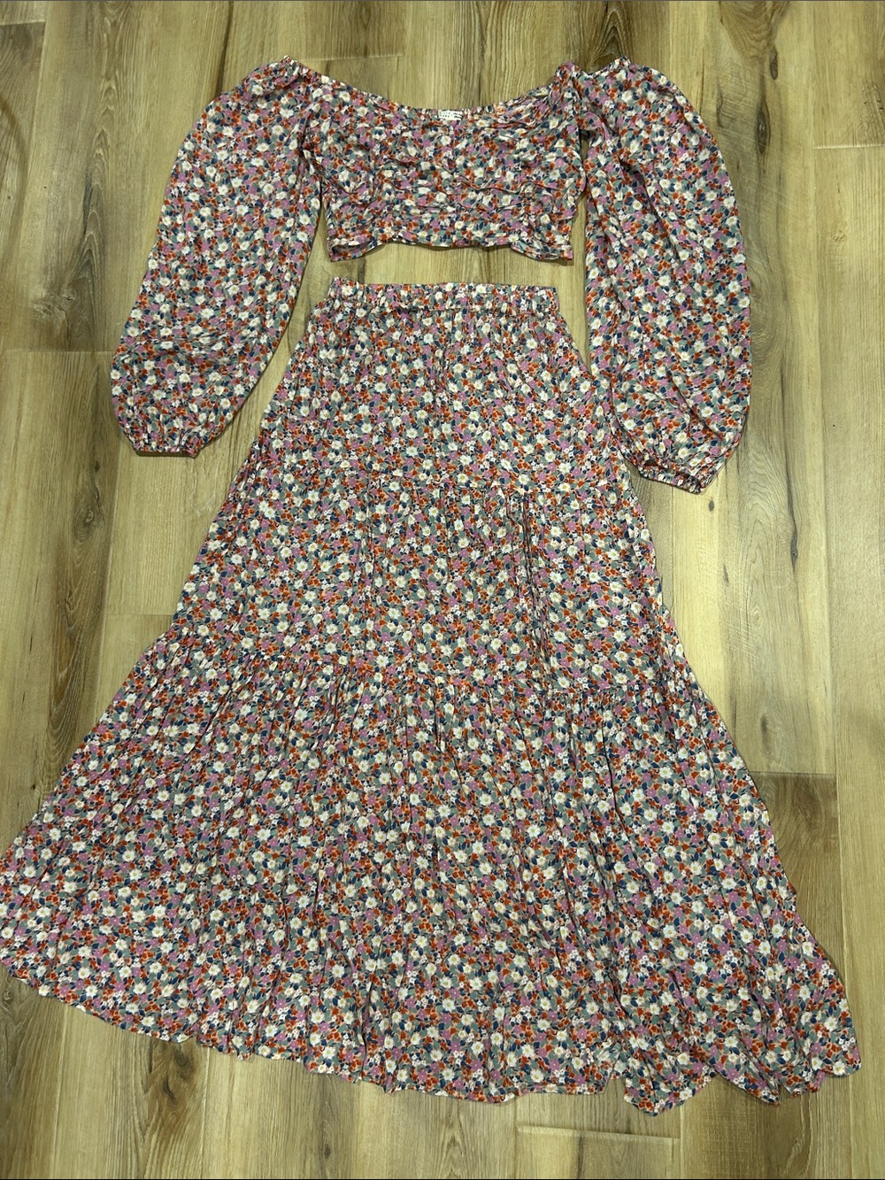 Billabong x The Salty Blonde Red-Pink Floral Puff Sleeve Maxi Set